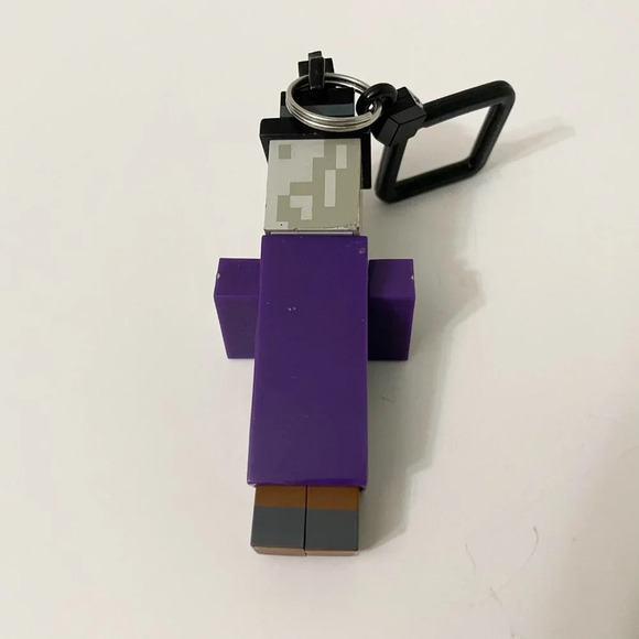Minecraft Witch Keychain Hanger and Mini Figure Alex with Boat - Picture 8 of 15